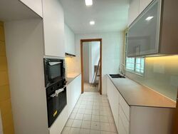 Queens (D3), Condominium #570043881